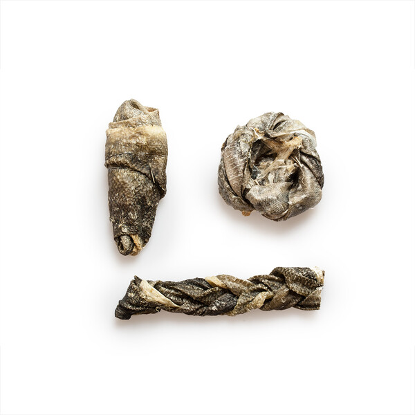 Cod skin chews